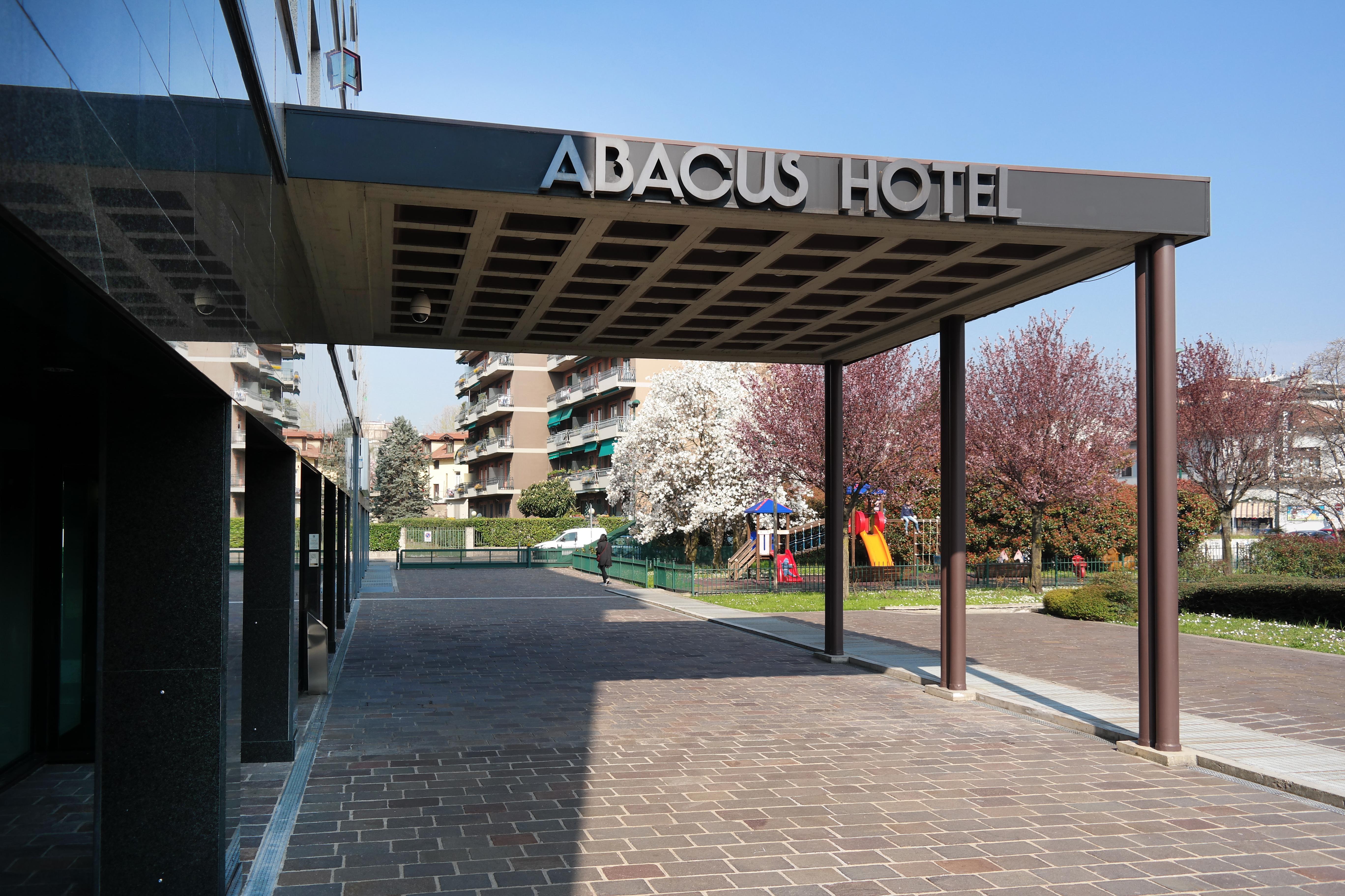 Abacus Hotel Sesto San Giovanni Buitenkant foto