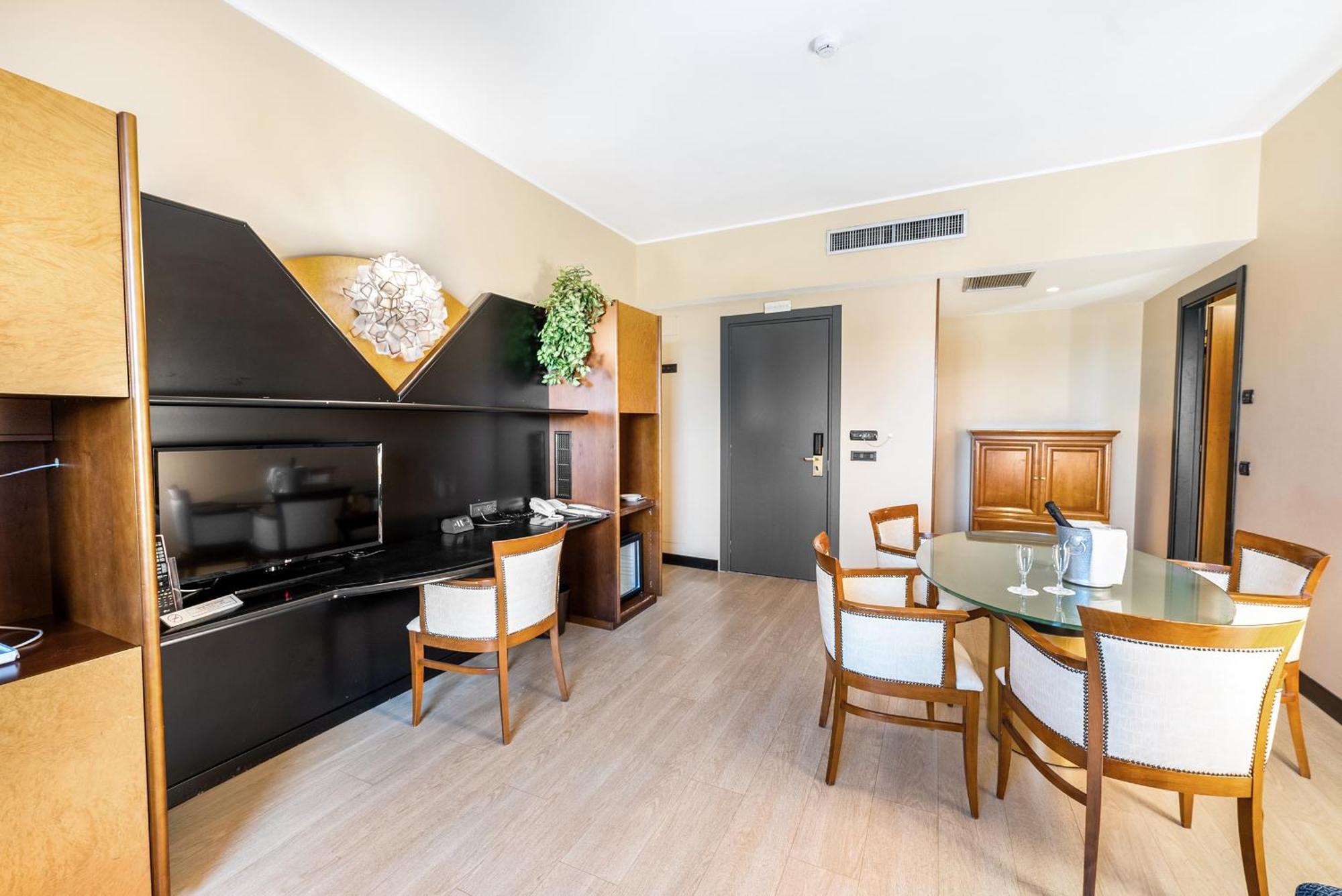 Abacus Hotel Sesto San Giovanni Buitenkant foto